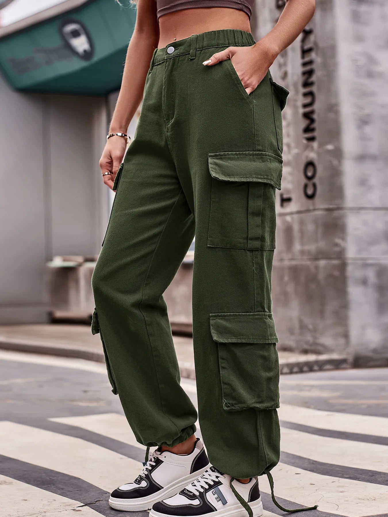 Casual Wide Leg Cargo Jeans