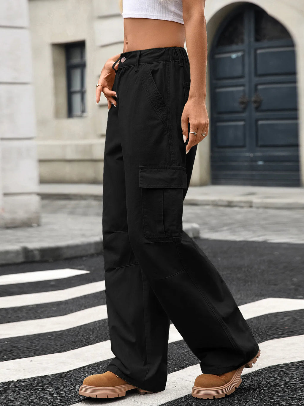 Wide Leg Cargo Jeans