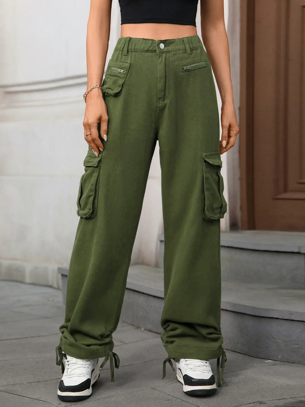 Wide Leg Cargo Jeans
