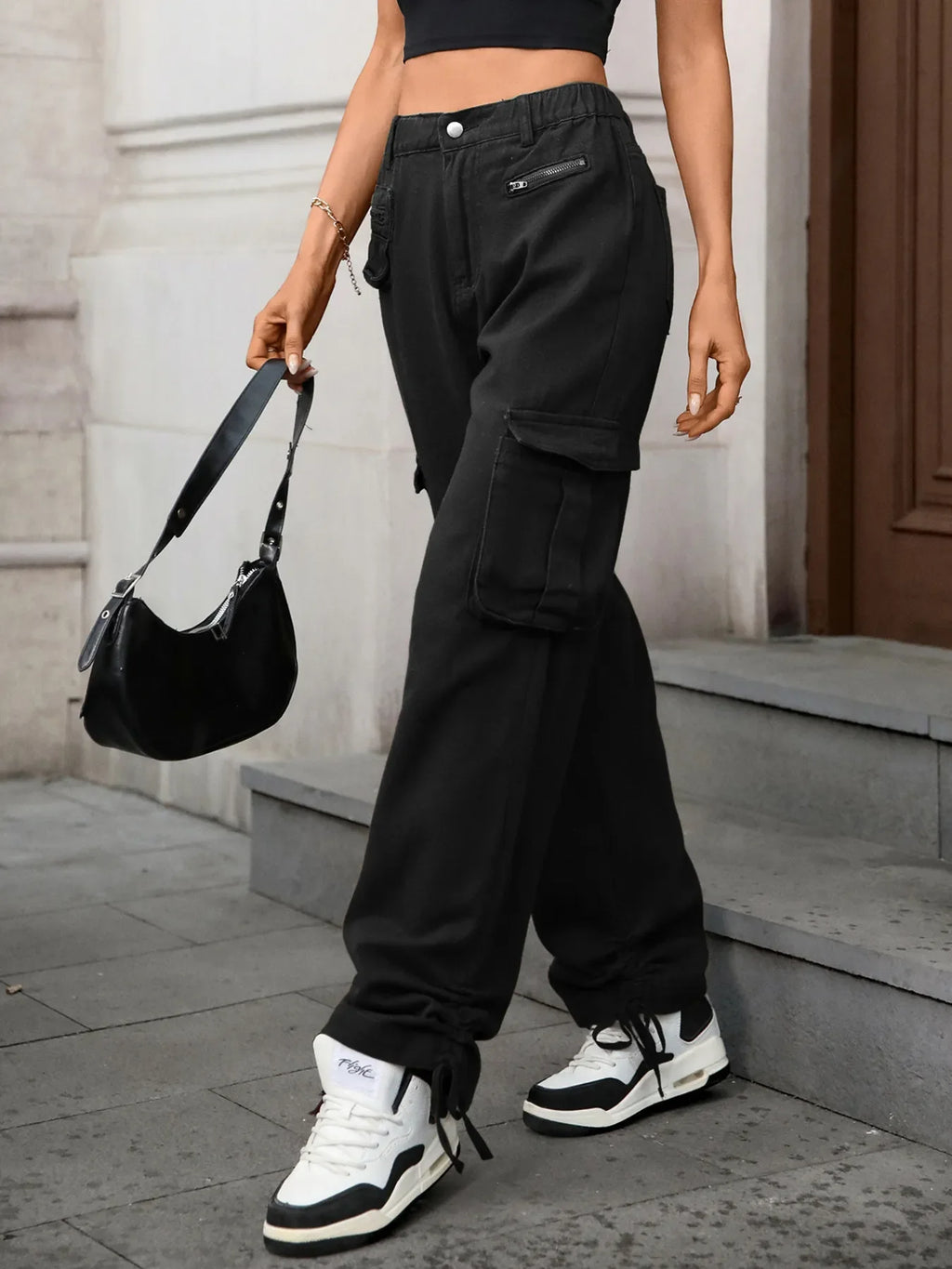 Wide Leg Cargo Jeans