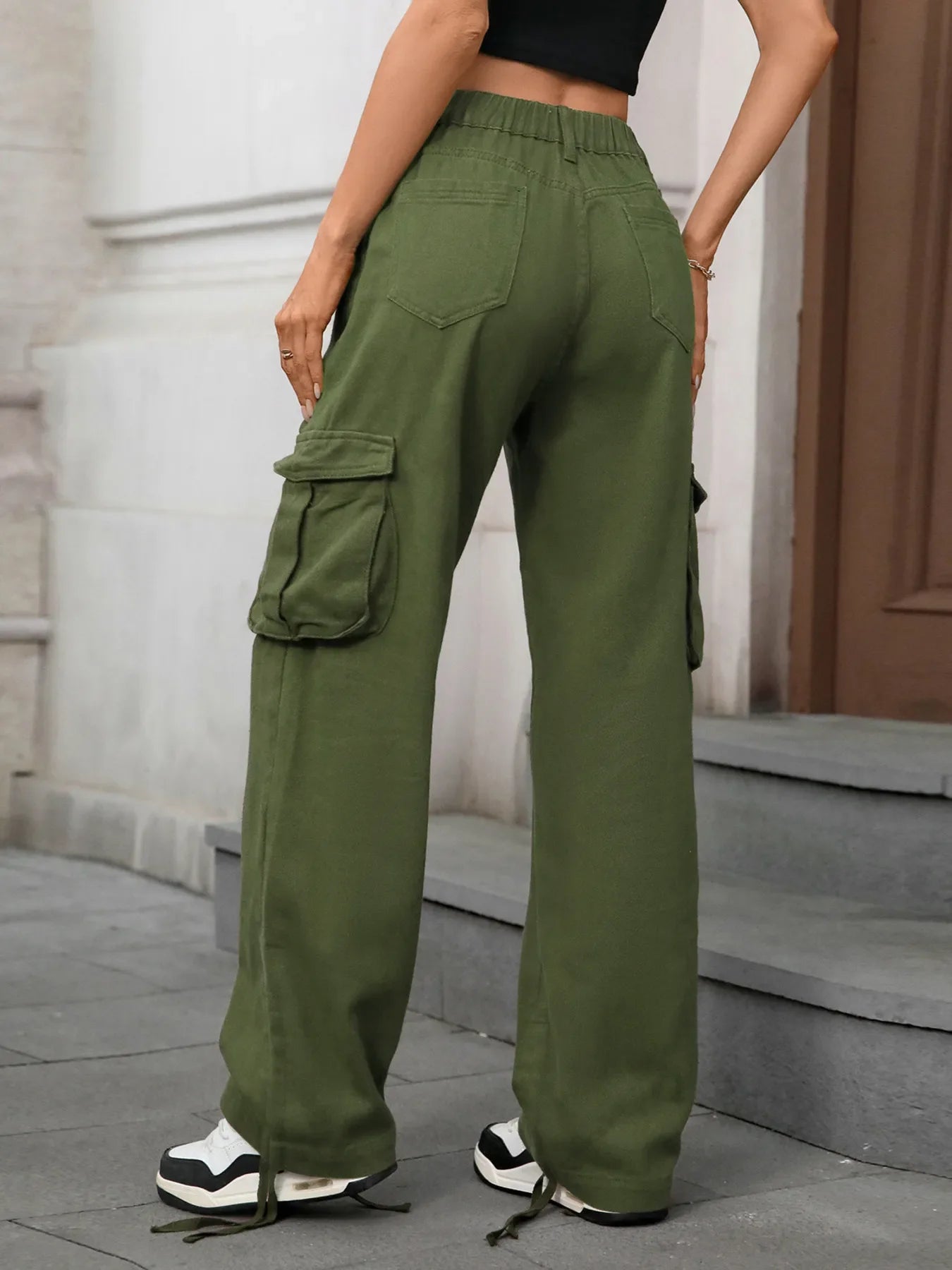 Wide Leg Cargo Jeans