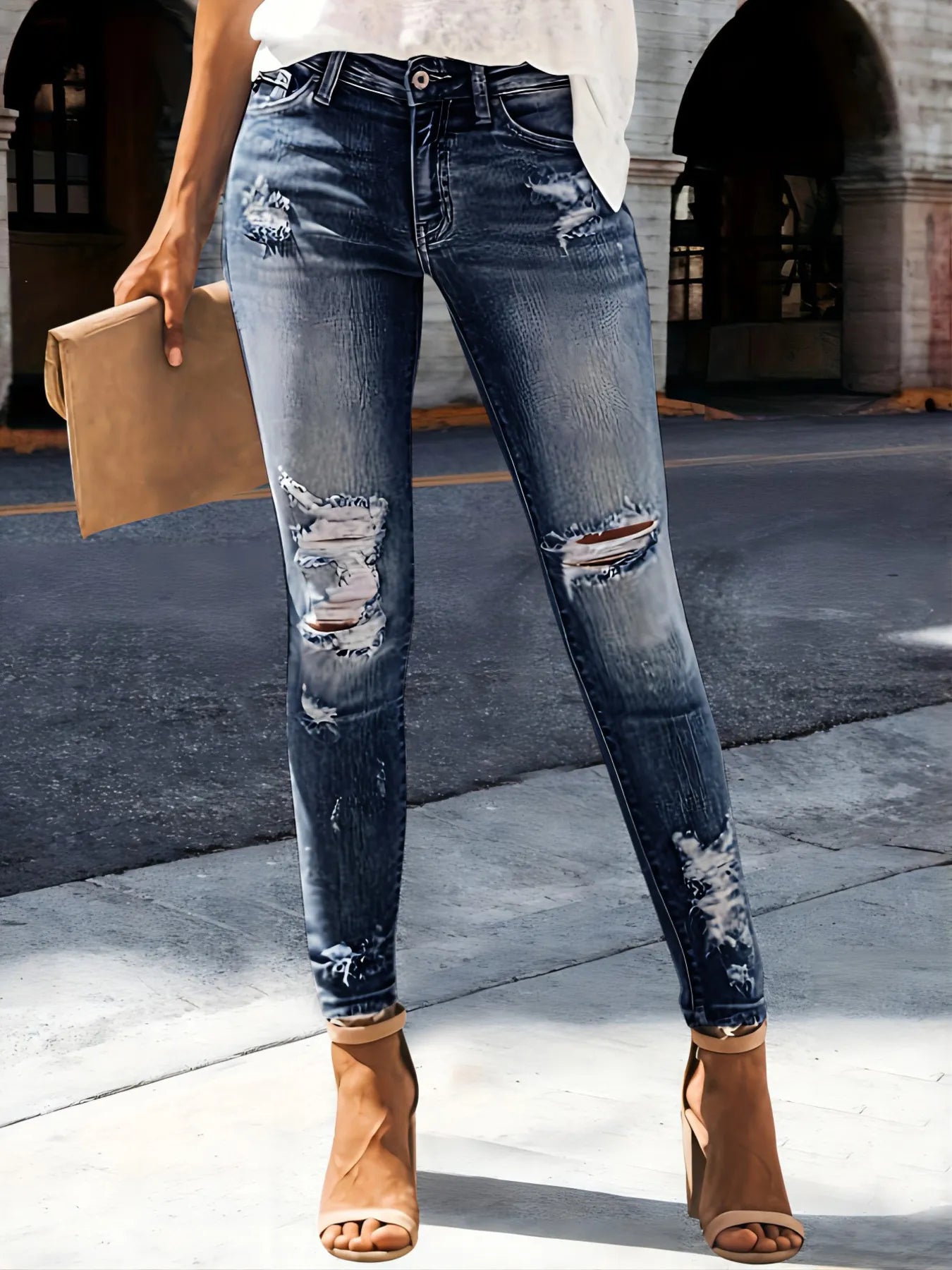Distressed Skinny Jeans