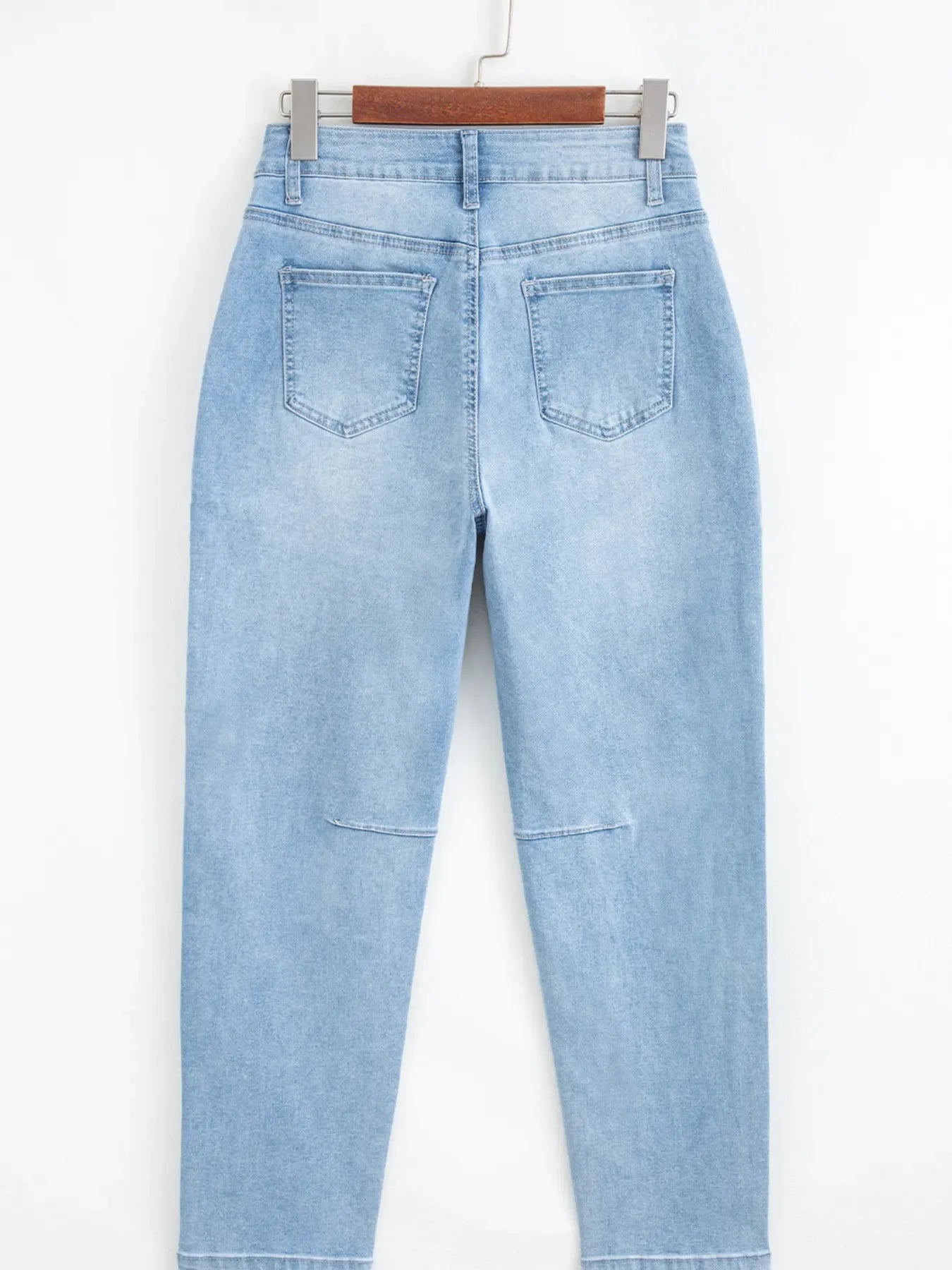 High Rise Barrel Relaxed Patch Pocket Jeans